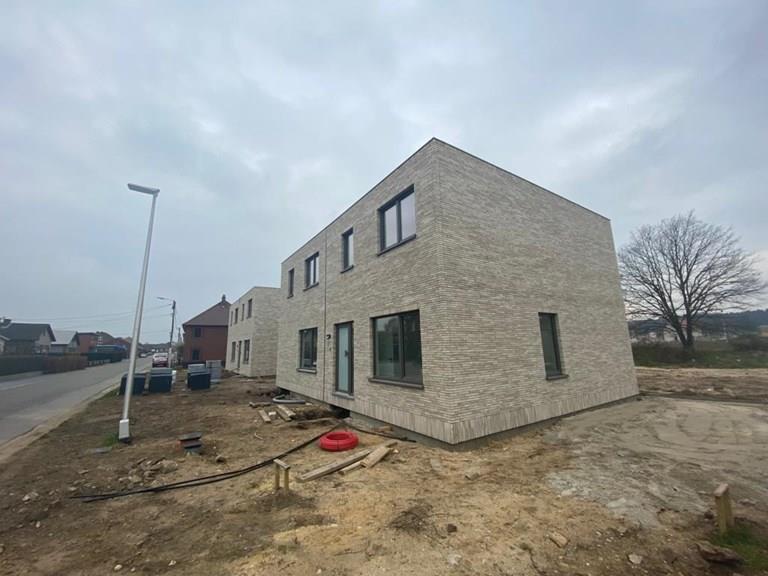 Bekijk alle afbeeldingen van Project Visésteenweg en meer