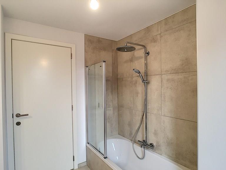 Bekijk alle afbeeldingen van Botanique en meer