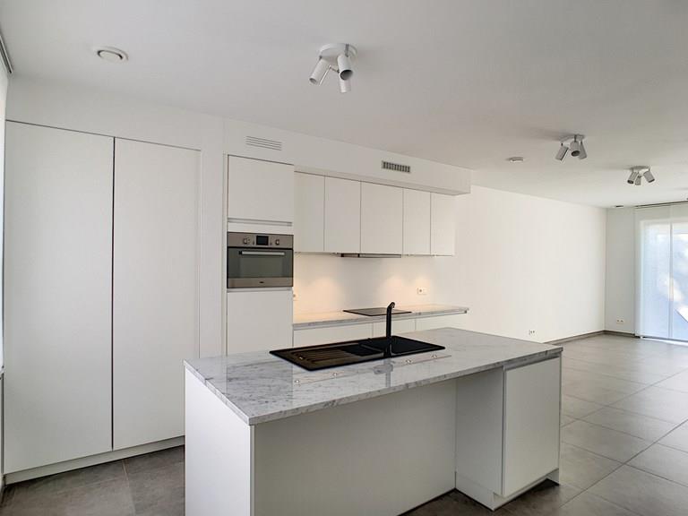 Bekijk alle afbeeldingen van Bloesemhof en meer